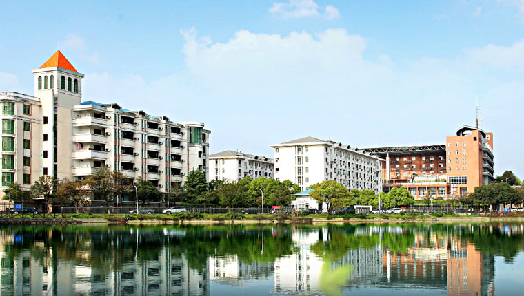 湘潭大学