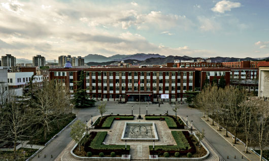 中国政法大学