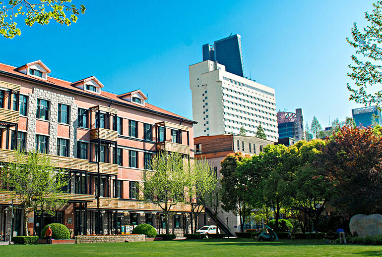 上海戏剧学院