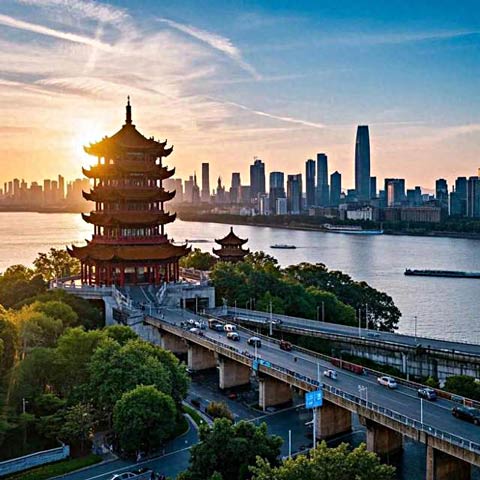 湖北高校