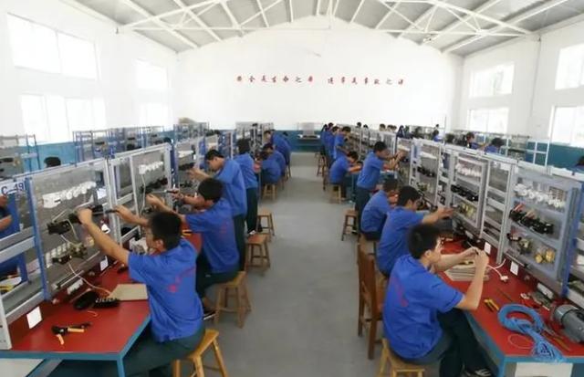 家长想象中和现实中的技校有什么区别?看后再考虑报名