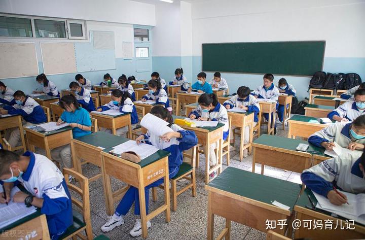 上海嘉定区有哪些重点高中学校？