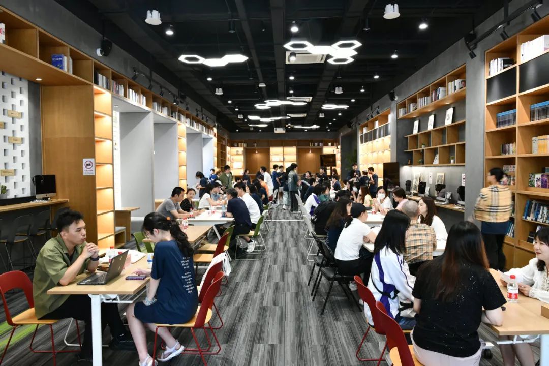 圣华紫竹学院