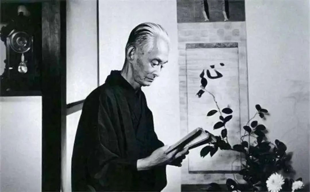 川端康成